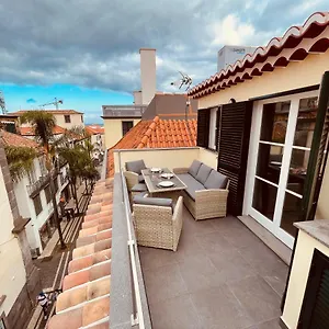 Living Funchal (Madeira)